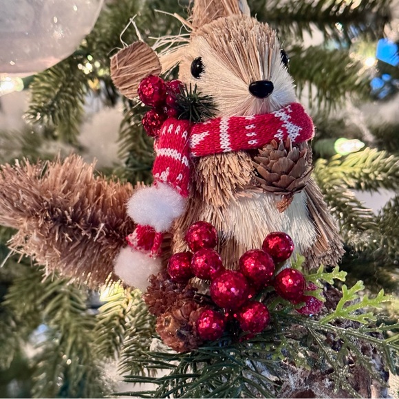 NEW! Woodland Fury Tail Squirrel Snowy Twig Orb Christmas Ornament - Picture 5 of 7